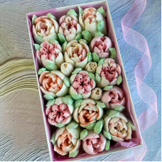 Мини букет розово-бело-салатовый в коробке, 25х14 см